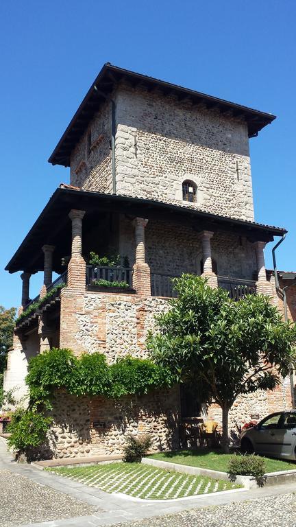 La Torre Medioevale Bed & Breakfast Marne di Filago Exterior photo