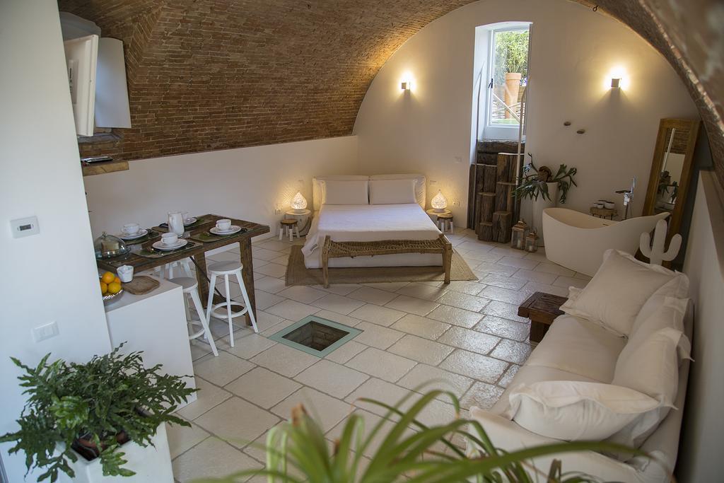 La Torre Medioevale Bed & Breakfast Marne di Filago Exterior photo